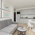 Elegant & Cozy Panska By Renters *