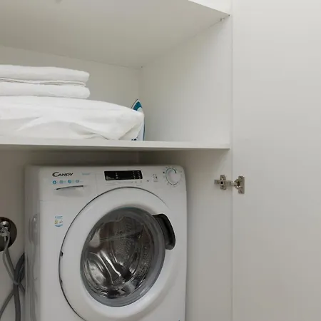 Elegant & Cozy Panska By Renters *